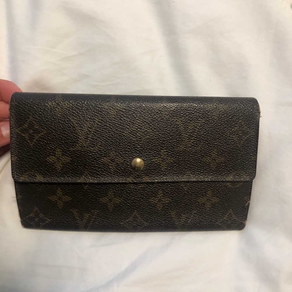 Monogram wallet